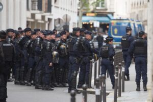Studenții pro-palestinieni care protestau la Universitatea Sciences Po din Paris au fost evacuați de poliție anti-revoltă.