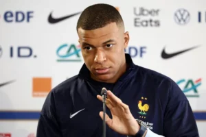 Mbappe îndeamnă Franța să respingă „extremele” post-Euro 2024