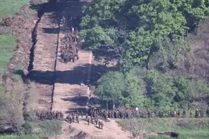 Focuri de armă la granița Coreei după ce soldați nord-coreeni au traversat linia de demarcație, provocând victime prin explozia unor mine