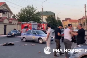 Atacuri asupra mai multor biserici ortodoxe, a unei sinagogi și a unei secții de poliție în Rusia