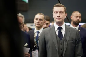 Liderul extremei drepte franceze, Jordan Bardella, sprijină Ucraina, dar nu intenționează să trimită rachete cu rază lungă de acțiune Liderul extremei drepte franceze, Jordan Bardella, sprijină Ucraina, dar nu intenționează să trimită rachete cu rază lungă de acțiune