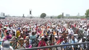 O tragedie a avut loc în India, unde peste 80 de persoane au murit într-o îmbulzeală survenită în timpul unei adunări religioase