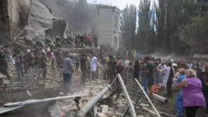 Atac combinat cu rachete asupra Ucrainei: Rusia vizează în mod deliberat obiective civile Atac combinat cu rachete asupra Ucrainei: Rusia vizează în mod deliberat obiective civile