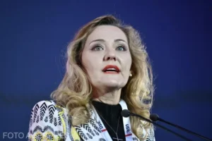 image-2023-11-4-26657878-41-elena-lasconi-1