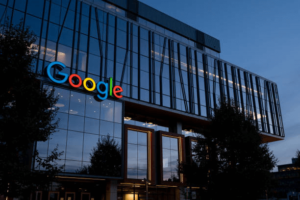 Google, condamnat să plătească o amendă colosală de un sextilion de dolari în Rusia Google, condamnat să plătească o amendă colosală de un sextilion de dolari în Rusia