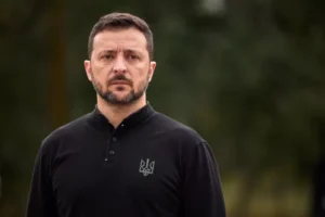 Zelenski pornește într-un turneu european Zelenski pornește într-un turneu european