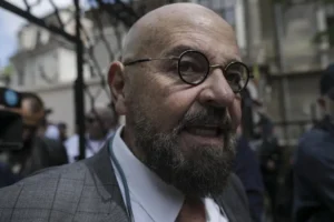 image-2024-04-23-27079080-41-cristian-popescu-piedone-2 (1)