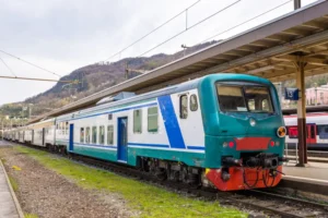 Tren-regional-din-Italia