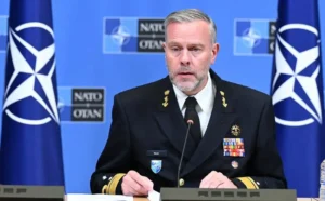 Amiralul Rob Bauer avertizează companiile NATO