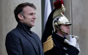 Macron vrea să salveze Ucraina împreună cu Polonia