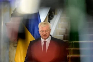 Ucraina solicită oficial invitația de aderare la NATO