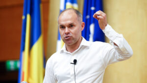 Daniel Funeriu va candida independent la prezidențiale