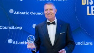 USR decide cum va vota în cazul suspendării lui Klaus Iohannis