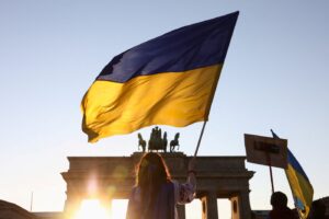 2022-03-13T192246Z_1729418657_RC2S1T9TGR1G_RTRMADP_3_UKRAINE-CRISIS-GERMANY-PROTESTS-1400x933
