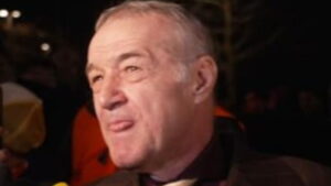 Gigi Becali își exprimă susținerea pentru Laura Vicol