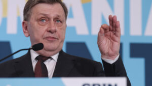 Crin Antonescu, reacție dură după moartea lui Rareș Ion