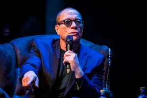 Plângere la DIICOT împotriva lui Jean-Claude Van Damme. Actorul este acuzat că a beneficiat de servicii sexuale ale unor fete traficate