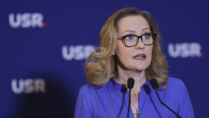 Lasconi, după scandalul pozelor: „N-am fost și nu voi fi omul Sistemului”