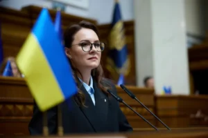 Iulia Svîrîdenko, noul premier al Ucrainei Iulia Svîrîdenko, noul premier al Ucrainei