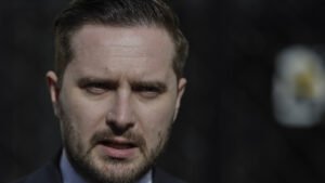 Bujduveanu: Candidaturile anunțate prea devreme sunt „neserioase” Bujduveanu: Candidaturile anunțate prea devreme sunt „neserioase”