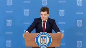 Nicușor Dan, la mănăstire de Sfânta Maria, în loc să participe la Ziua Marinei