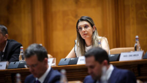 Moțiunea AUR împotriva Dianei Buzoianu, respinsă