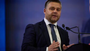Ciucu, favorit PNL pentru Capitală după un sondaj cu șase scenarii