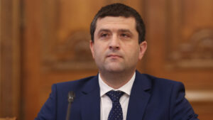 Radu Miruță: „PSD să-și rezolve problemele interne, nu la masa guvernului”