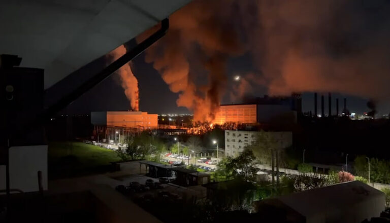 Incendiu la CET Vest în București