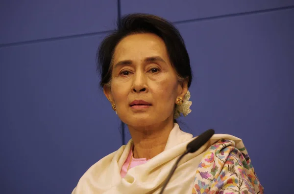 Aung San Suu Kyi a fost transferată în arest la domiciliu: junta din Myanmar a relaxat condițiile de detenție / depositphotos