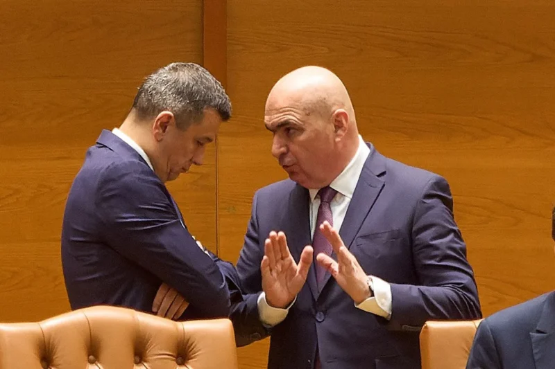 Duel televizat înainte de votul decisiv: Grindeanu și Bolojan își aruncă acuzații în direct profimedia-1033425552_1 (2)