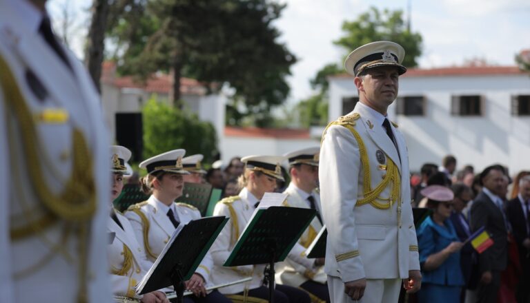 Grădina Regală: Garden Party la Palatul Elisabeta pentru a marca 160 de ani de monarhie română / depositphotos