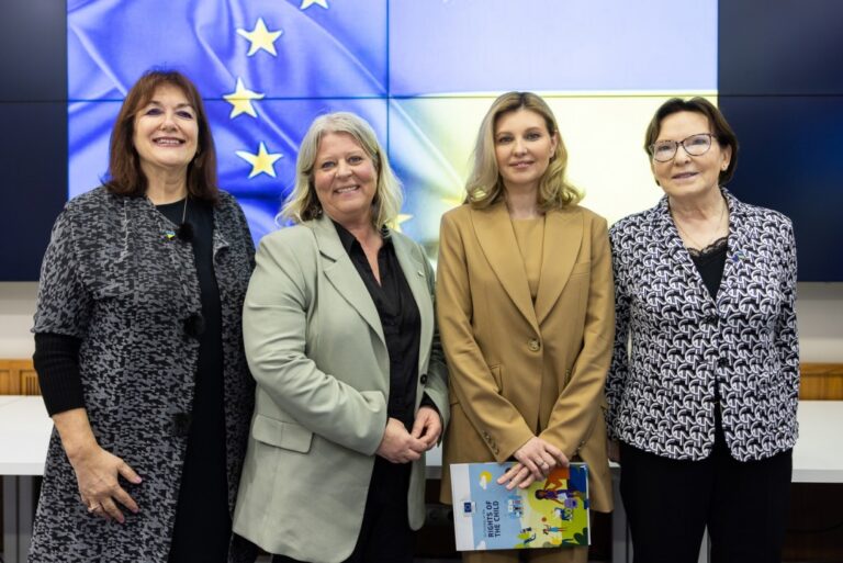 Vizita Elenei Zelenska la București: întâlnire la Cotroceni și sprijin pentru studenții ucraineni / depositphotos