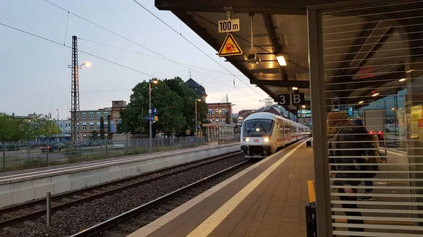 UE pregătește un bilet unic pentru călătorii: rezervarea deplasărilor va deveni mai simplă/depositphotos