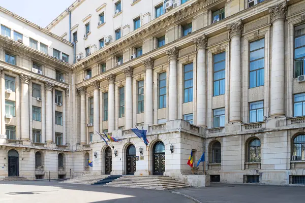 România a reacționat la amenințările Moscovei adresate diplomaților din Kiev: ambasadorul rus, convocat la MAE/depositphotos