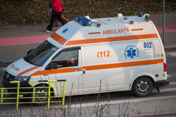 Zeci de persoane au ajuns la spital în România din cauza unei intoxicații alimentare în masă/depositphotos