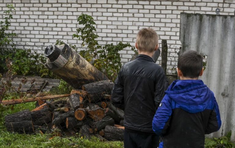 Statistică îngrijorătoare: Peste 10.000 de copii au dispărut în România într-un singur an / depositphotos
