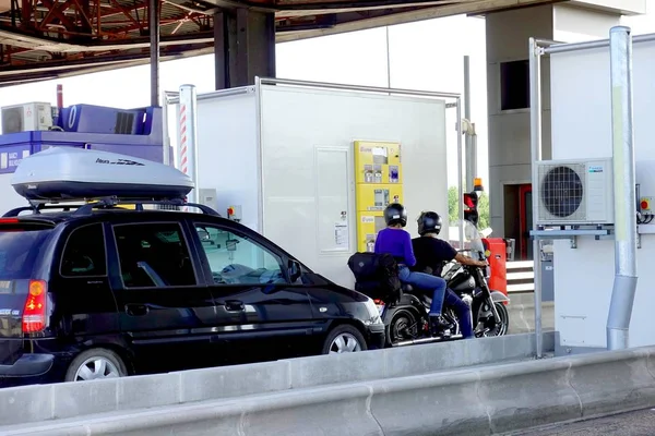 MAE al României avertizează asupra restricțiilor la frontieră: punctul Narva–Ivangorod va funcționa după un nou program/depositphotos