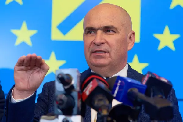 Criza din PNL se adâncește: partidul convoacă un Congres extraordinar pe fondul luptei pentru conducere/depositphotos