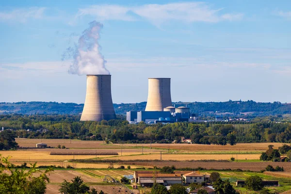 Franța a oprit temporar o centrală nucleară din cauza caniculei și a supraîncălzirii apei din râu/depositphotos