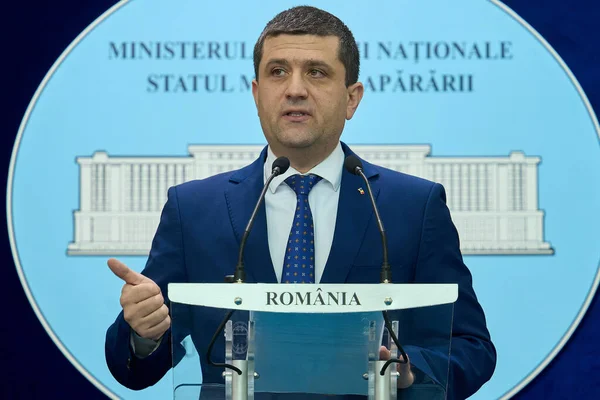 România respinge informațiile false privind fondurile SAFE: majoritatea contractelor pentru autostrăzi au fost câștigate de companii românești/depositphotos
