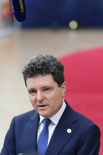 Președintele Nicușor Dan a promulgat legea privind GEO referitoare la instrumentul SAFE pentru consolidarea industriei de apărare a UE/depositphotos