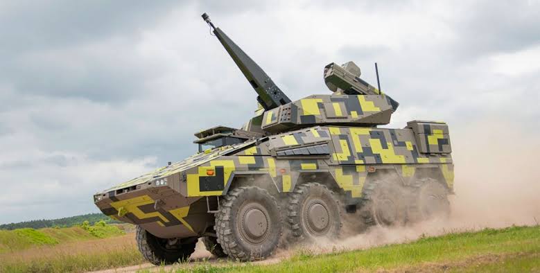Acord istoric pentru apărarea națională: Rheinmetall semnează contracte de 5,7 miliarde de euro cu MApN pentru vehicule Lynx, sisteme Skyranger și nave militare / depositphotos