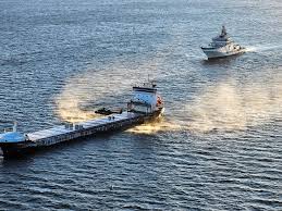 Lovitură pe frontul sancțiunilor: Marea Britanie a reținut un petrolier din „flota fantomă” a Rusiei în apropierea apelor sale teritoriale / depositphotos