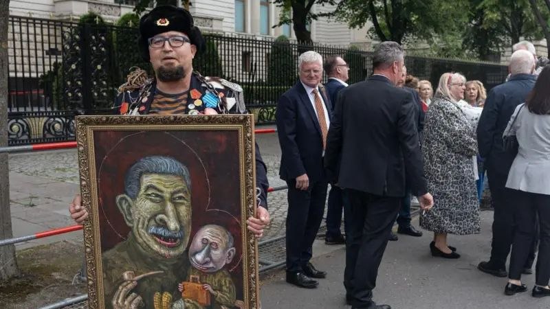 Împușcături în străinătate, un tipar cunoscut: de ce uciderea unui opozant rus în Polonia amintește de metodele Kremlinului / depositphotos