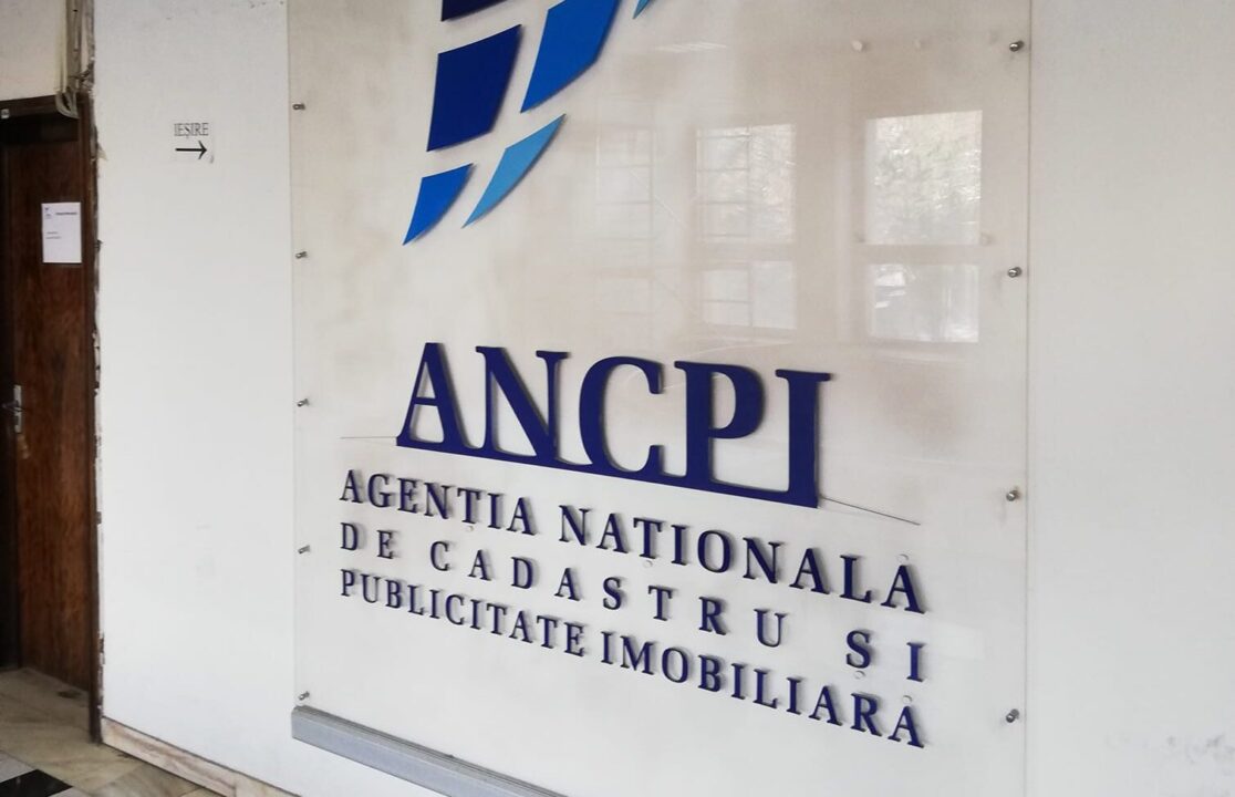 Atac cibernetic asupra cadastrului: întâlnire de urgență a notarilor cu ANCPI și de ce a fost respinsă soluția de avarie / depositphotos