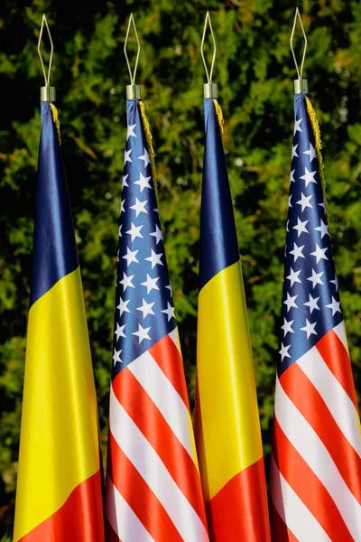 Nicușor Dan a transmis un mesaj de Ziua Prieteniei Româno-Americane și a subliniat importanța parteneriatului strategic cu SUA Nicușor Dan a transmis un mesaj de Ziua Prieteniei Româno-Americane și a subliniat importanța parteneriatului strategic cu SUA/ depositphotos