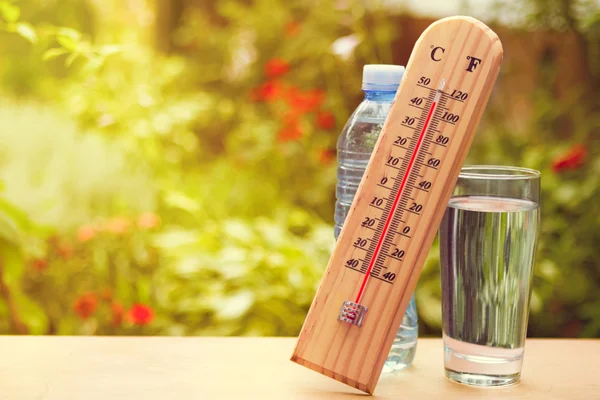 În România a fost emis un cod portocaliu de caniculă: temperaturile vor ajunge la 38°C / depositphotos