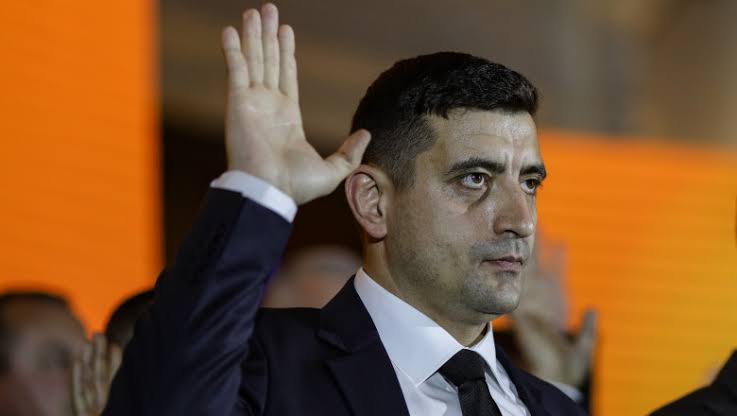 Criză politică la București: partidul AUR, condus de George Simion, lansează procedura de suspendare a președintelui interimar al României / depositphotos