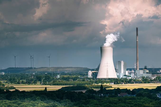 UE încă nu poate demonstra că cele 43 de miliarde de euro cheltuite pentru renovarea energetică a locuințelor au economisit cu adevărat energie / depositphotos